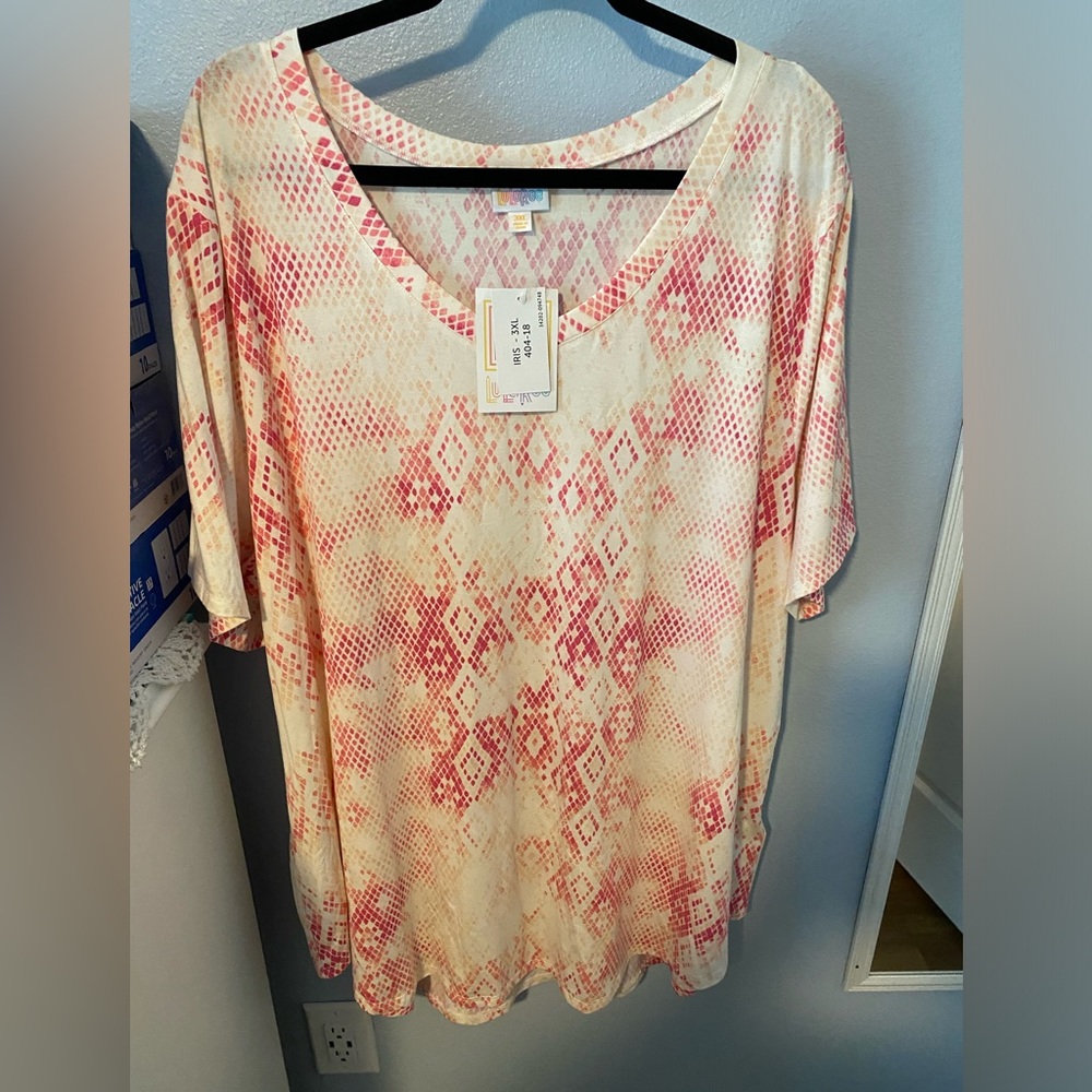 Brand New Iris by LulaRoe
